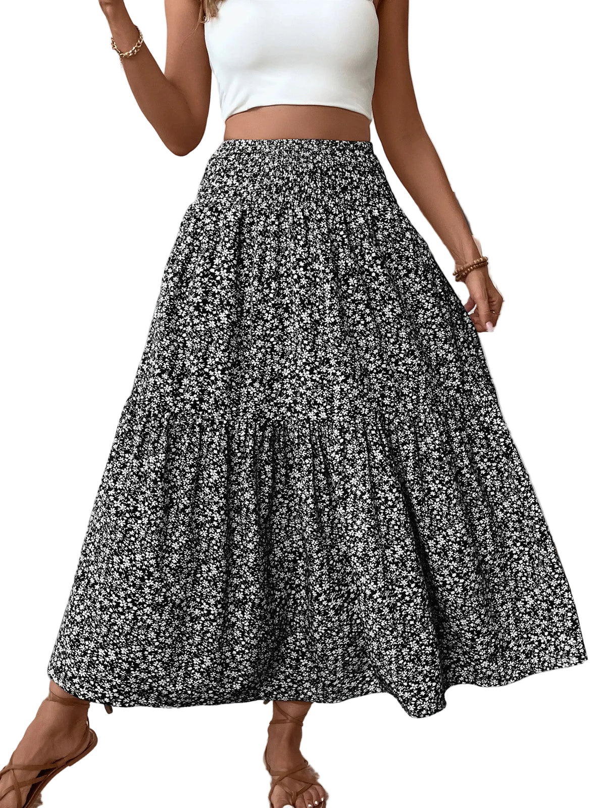Jupe longue à volants fleurie noire, portée, taille haute élastique