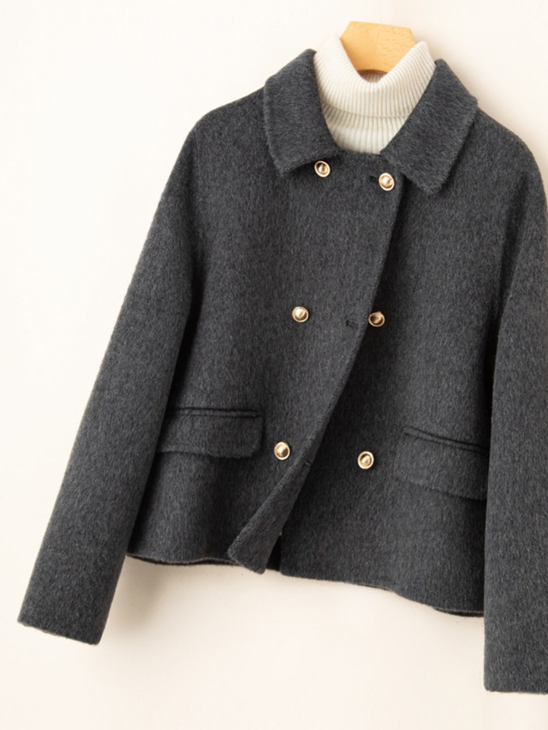 Manteau court en laine double face, coloris gris anthracite