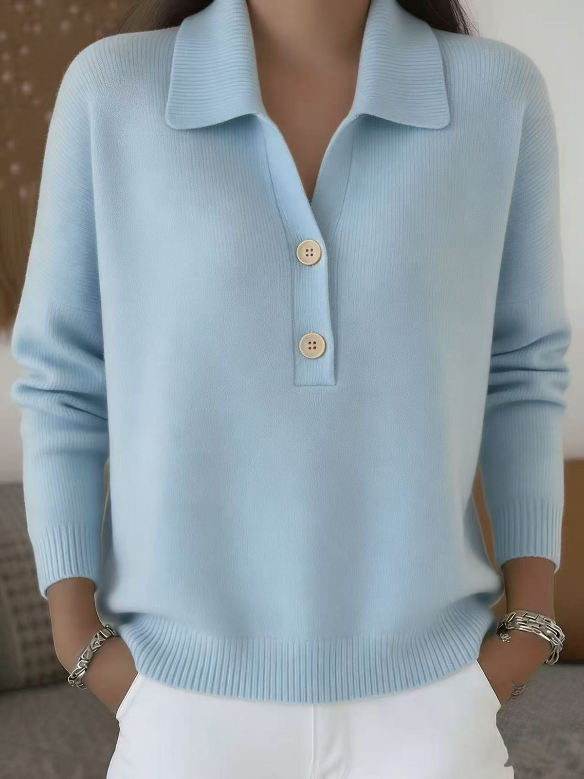 Pull ample à col polo boutonné, coloris bleu ciel