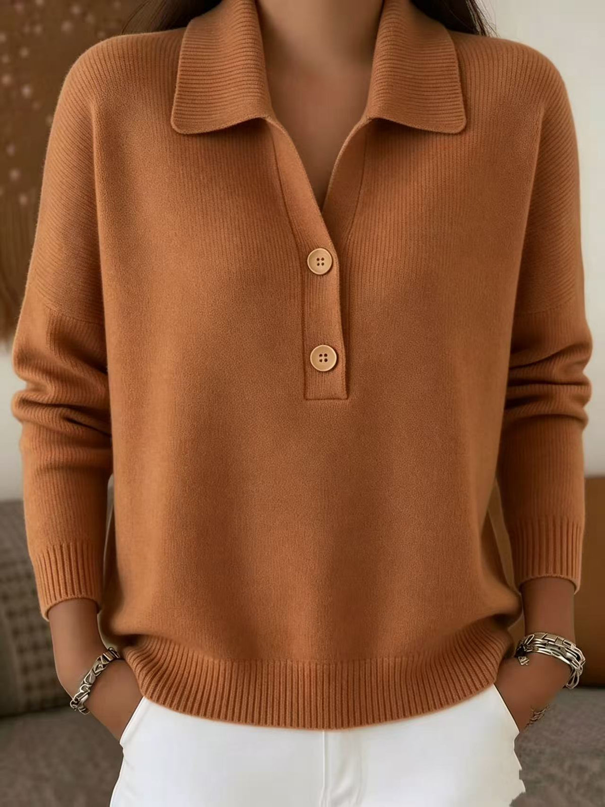 Pull ample à col polo boutonné, coloris caramel