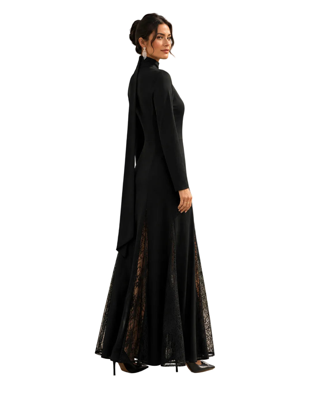 Robe longue noire femme de profil : coupe ajustée et foulard le long du dos