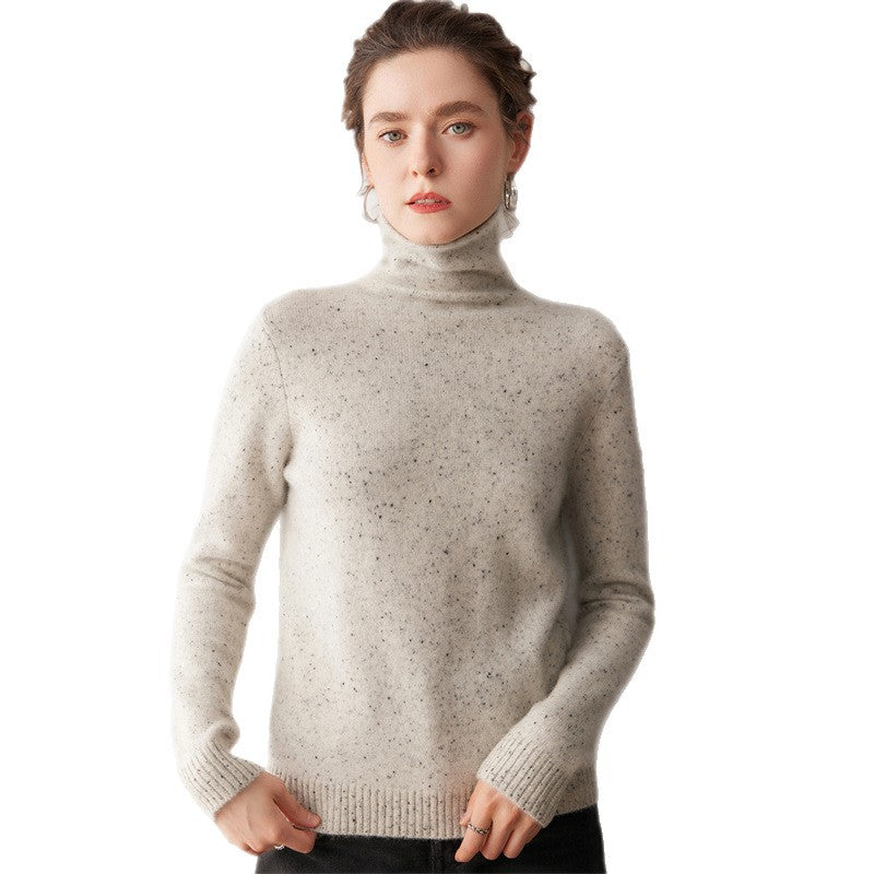 Sous-pull col roulé, détail de la maille mouchetée